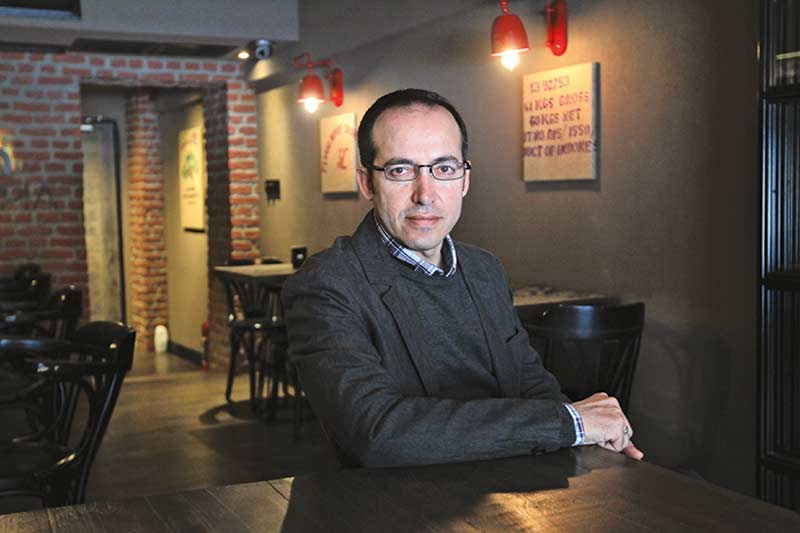 burhan sönmez